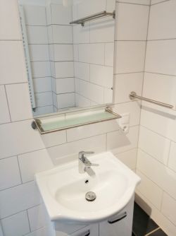 Apt. 1 Bad 01