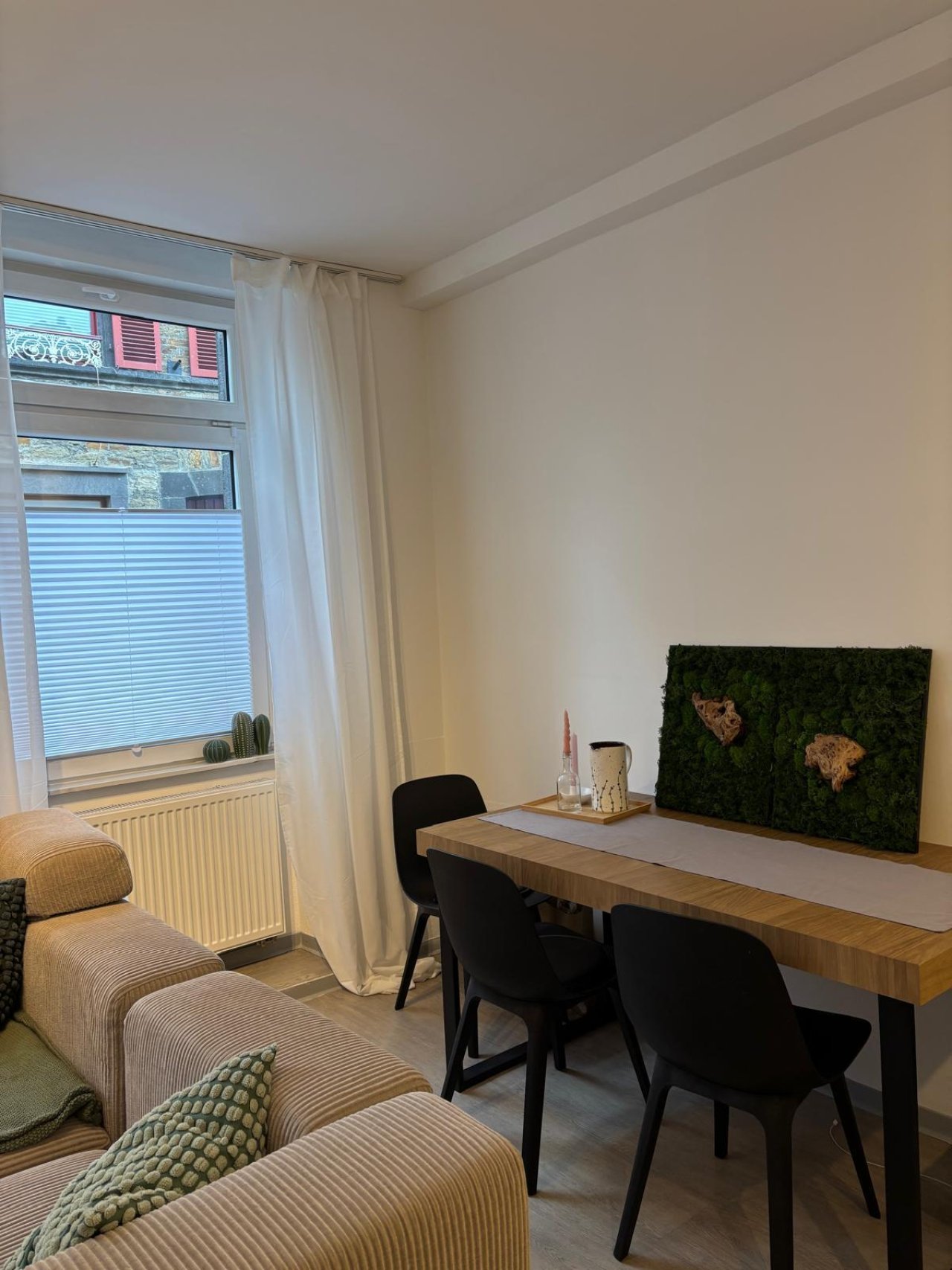 Wohnzimmer (1) Wohnzimmer (1)
